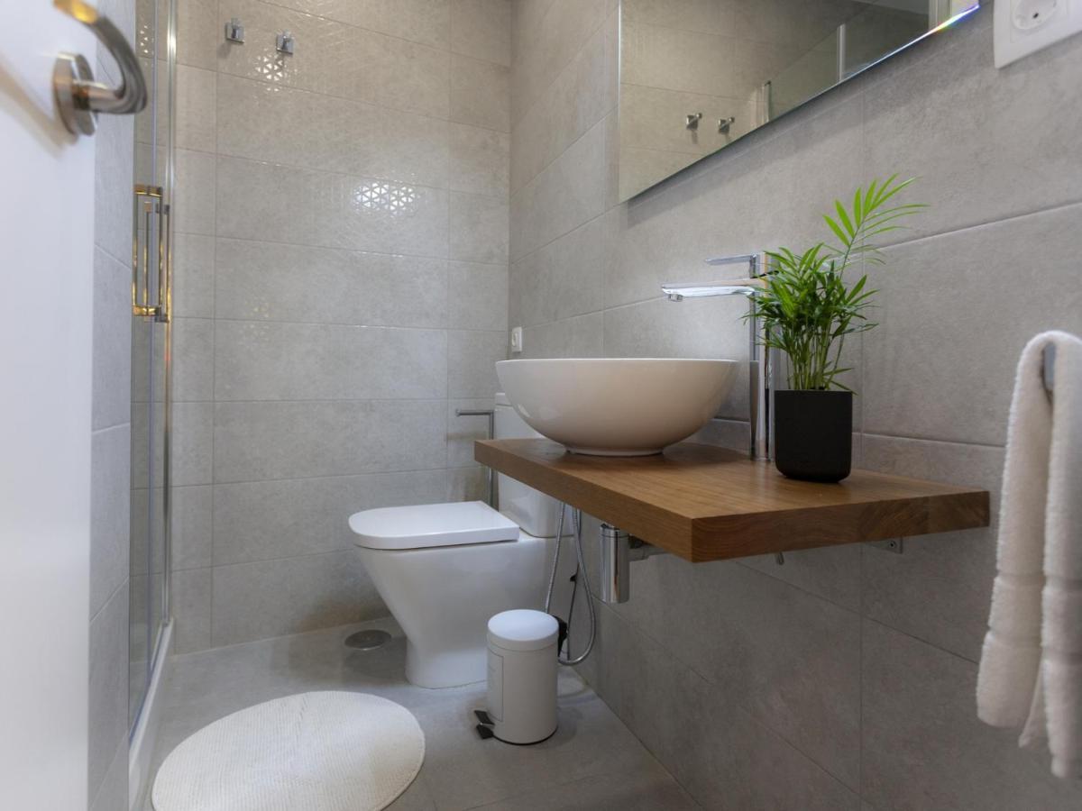 Rd Aparcamiento Incluido Triana Luminoso Comodo Apartamento 2Bd 2Bth Севилья Экстерьер фото