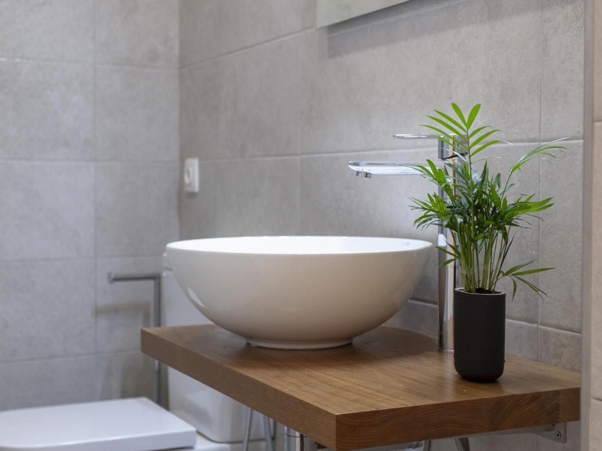 Rd Aparcamiento Incluido Triana Luminoso Comodo Apartamento 2Bd 2Bth Севилья Экстерьер фото